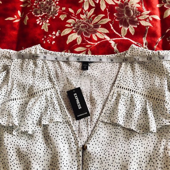 *NEW WITH TAGS* Polka Dot Flutter Sleeve Tie-Front Blouse by Express - Size XS - Picture 8 of 16
